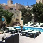 Bed & Breakfast Charming Dar Ta Zeppi Qala