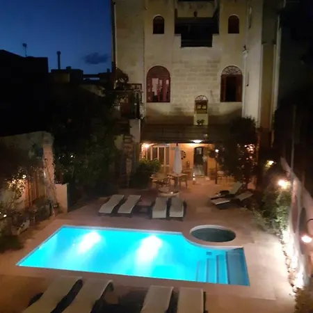 Charming Dar Ta Zeppi לינה וארוחת בוקר 4*