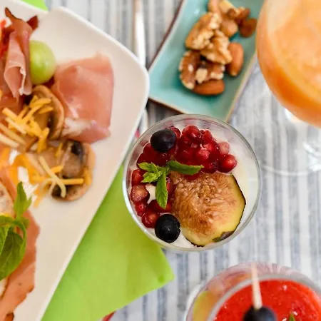 Charming Dar Ta Zeppi Qala