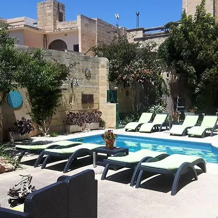 Bed & Breakfast Charming Dar Ta Zeppi Qala