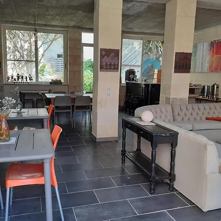 Bed & Breakfast Charming Dar Ta Zeppi