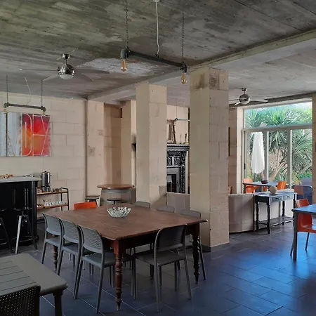 Charming Dar Ta Zeppi Bed & Breakfast 4*