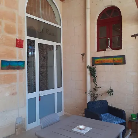 Charming Dar Ta Zeppi Bed & Breakfast