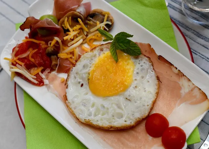 Charming Dar Ta Zeppi Bed & Breakfast Qala