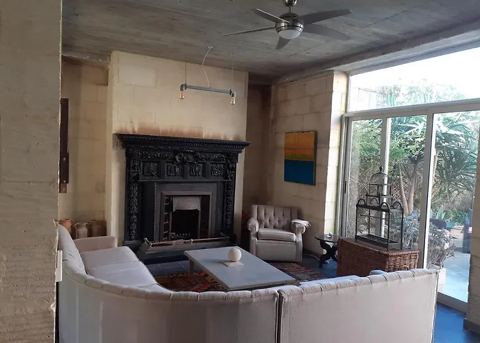 Charming Dar Ta Zeppi Bed & Breakfast