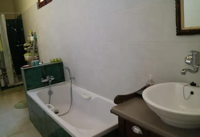 Bed & Breakfast Charming Dar Ta Zeppi